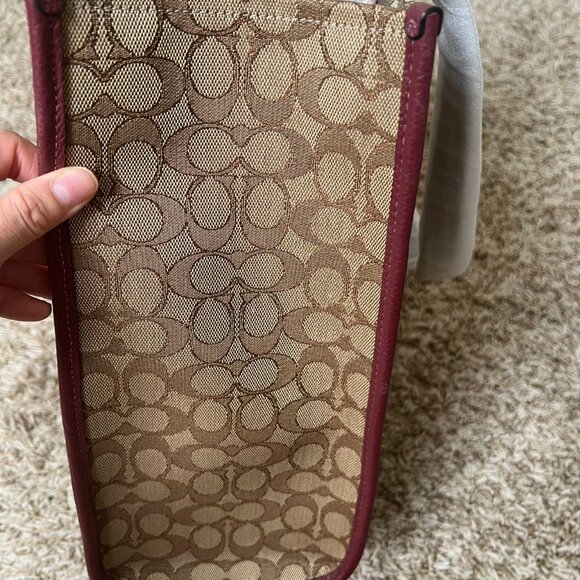 Coach 1917 Dempsey Tote In Signature Jacquard With Stripe And Coach Patch - Picture 9 of 10